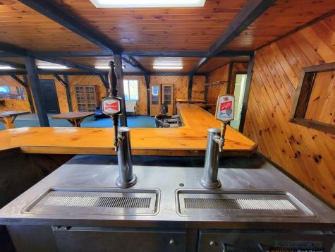 15 Jackson Hole Carthage ME 04224