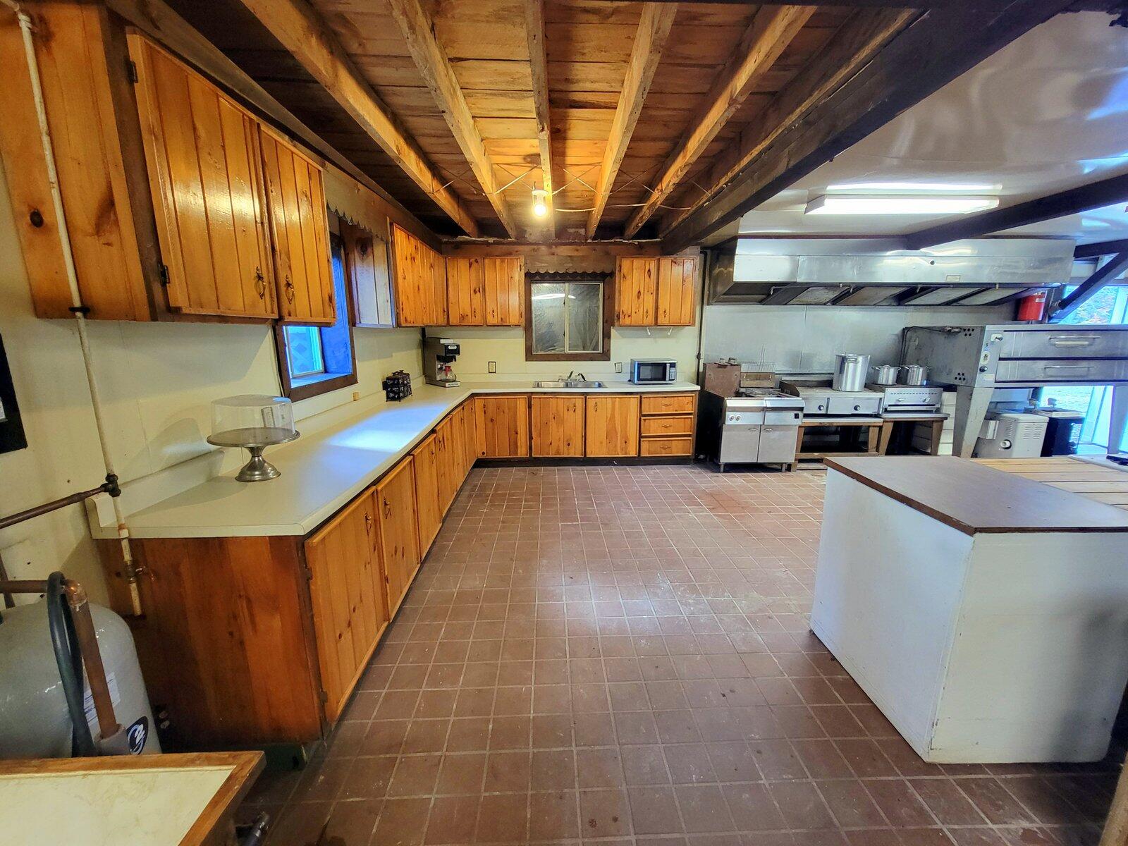 15 Jackson Hole Carthage ME 04224