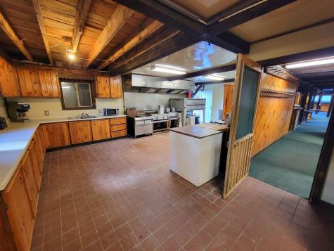 15 Jackson Hole Carthage ME 04224