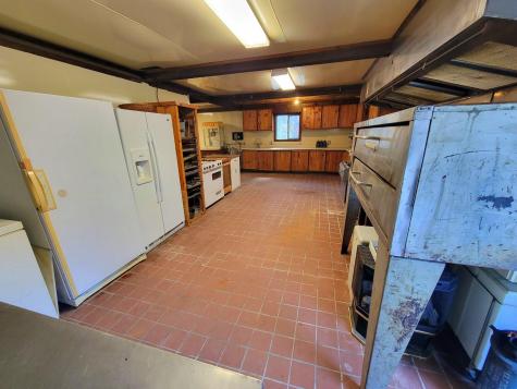 15 Jackson Hole Carthage ME 04224