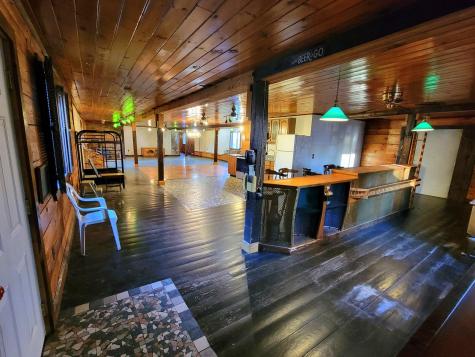 15 Jackson Hole Carthage ME 04224