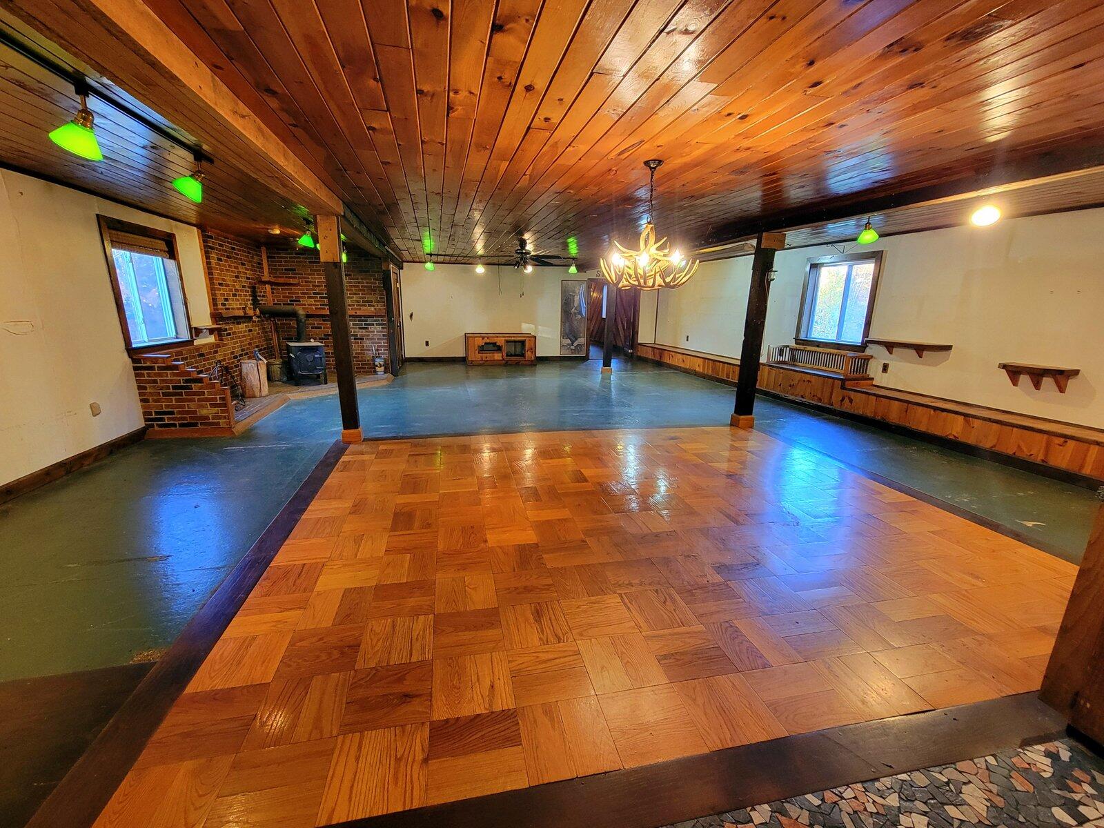 15 Jackson Hole Carthage ME 04224