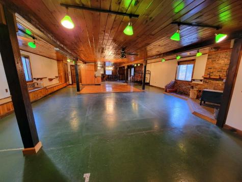 15 Jackson Hole Carthage ME 04224