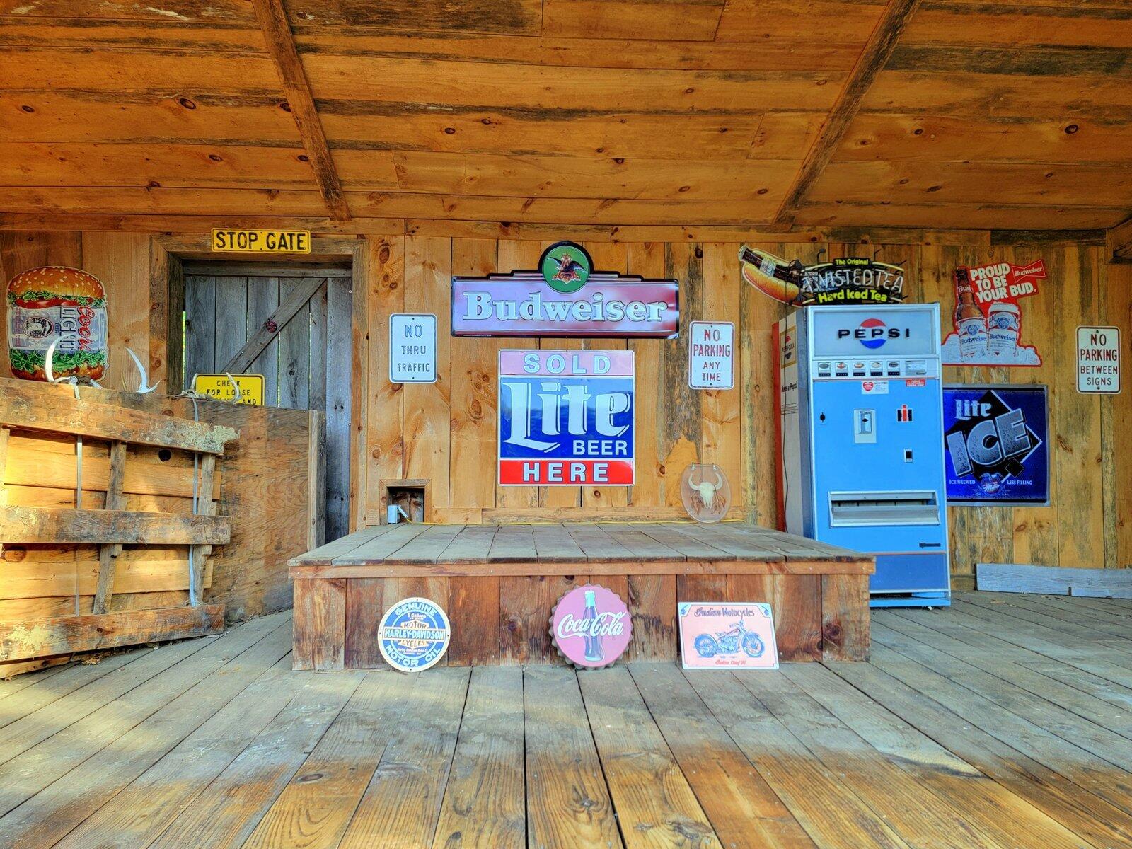 15 Jackson Hole Carthage ME 04224