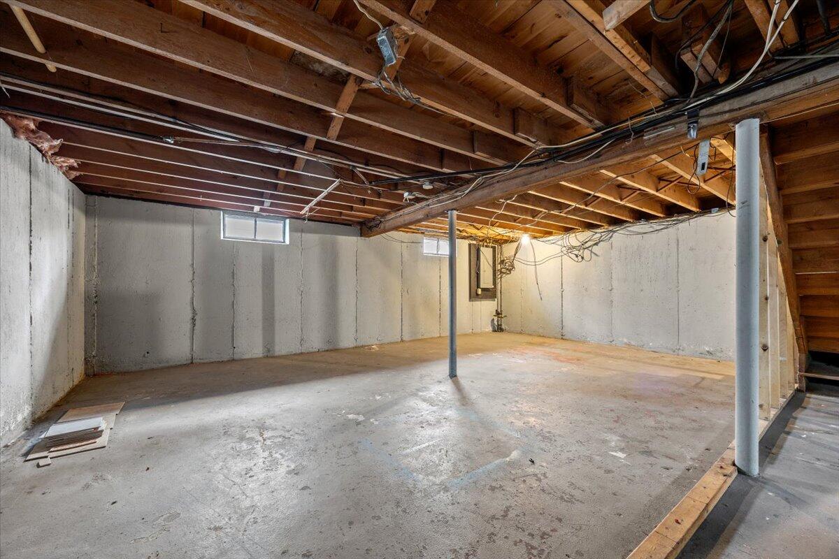 328 Ray Street Portland ME 04103