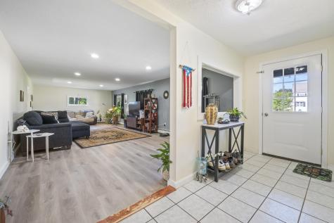 53 Dill Street Lewiston ME 04240