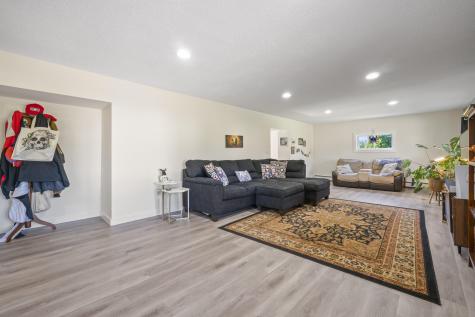 53 Dill Street Lewiston ME 04240