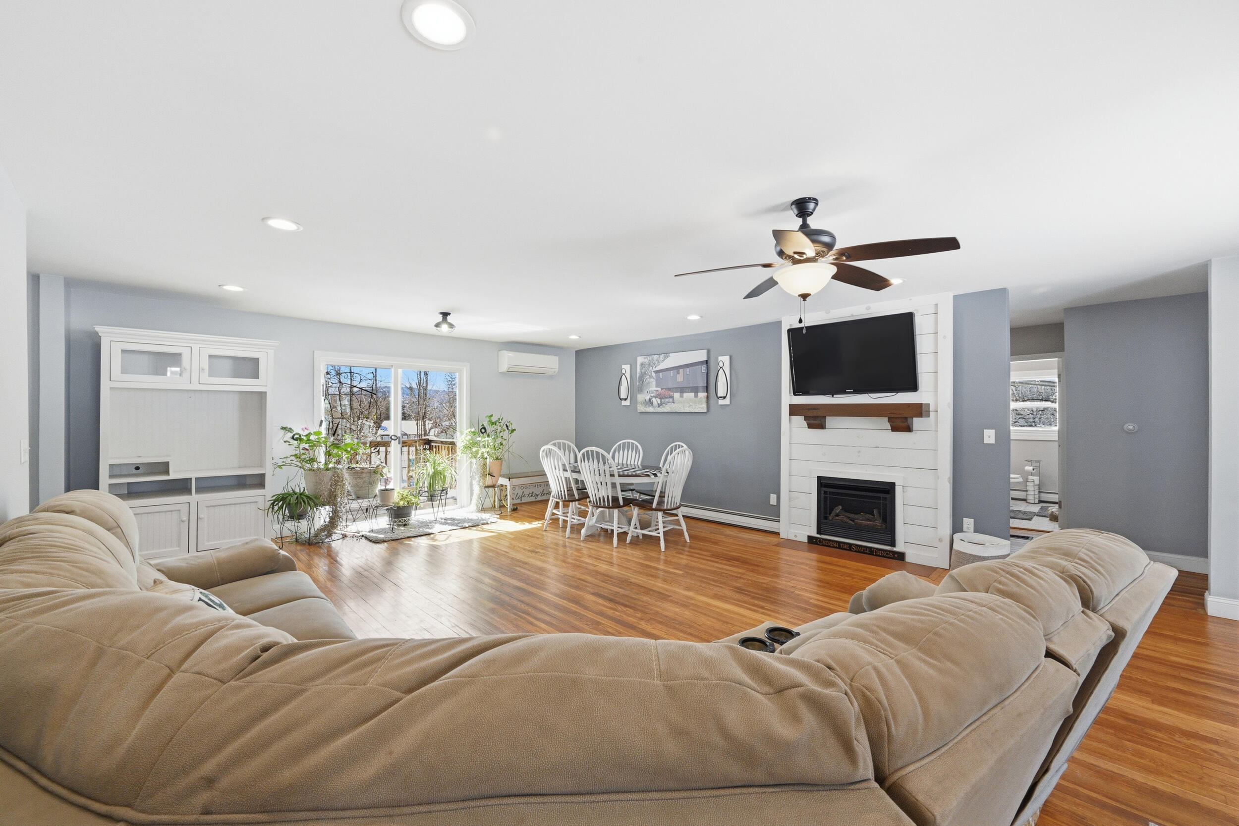 102 Harlow Hill Road Mexico ME 04257
