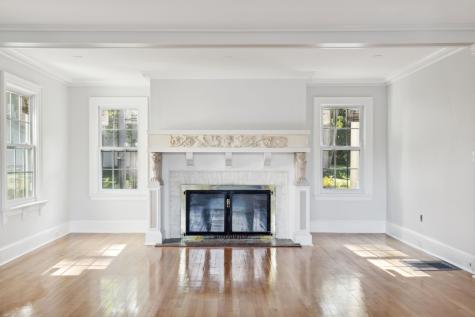 328 Blackstrap Road Falmouth ME 04105