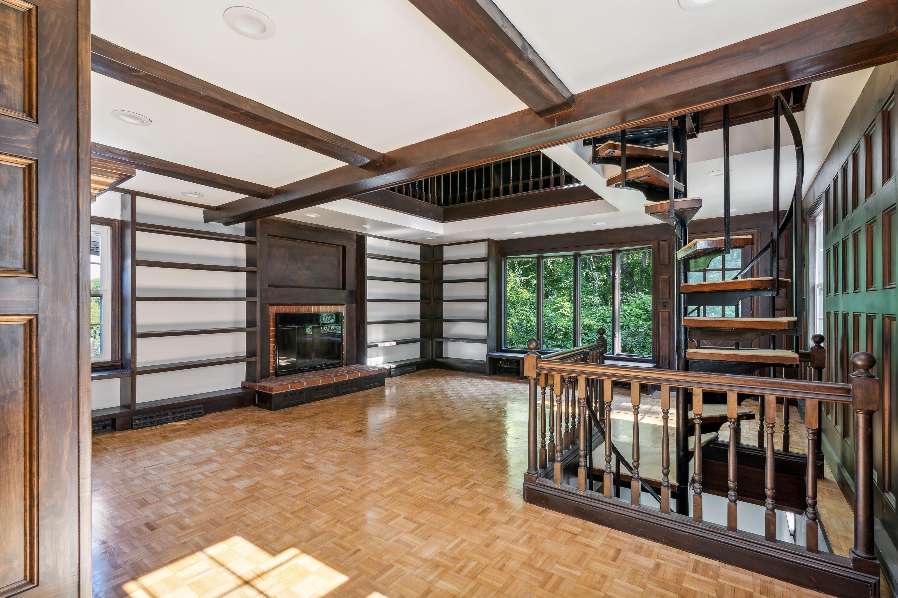 328 Blackstrap Road Falmouth ME 04105