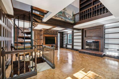 328 Blackstrap Road Falmouth ME 04105