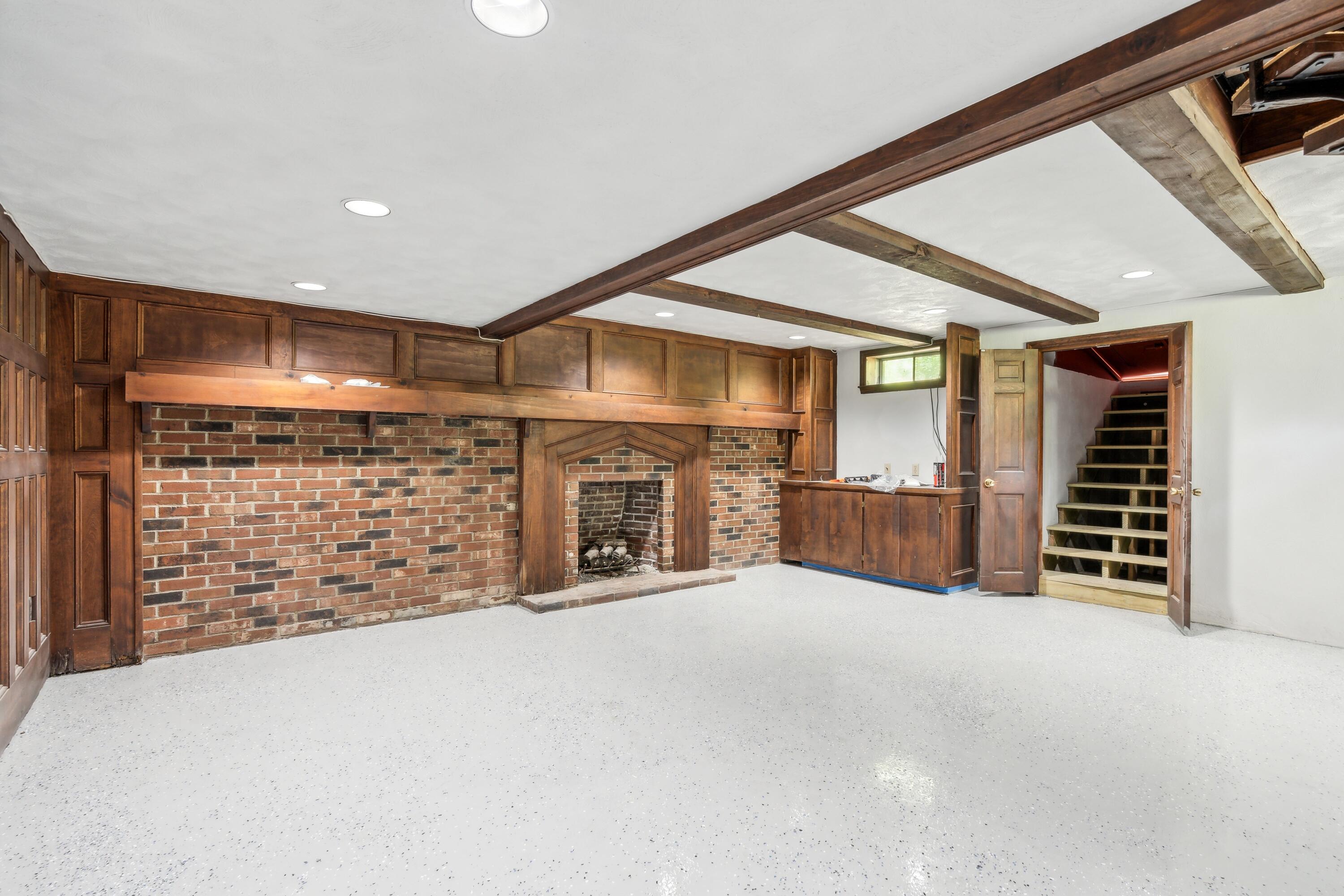 328 Blackstrap Road Falmouth ME 04105