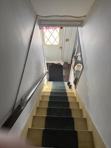 5 Nichol Street Paris ME 04281