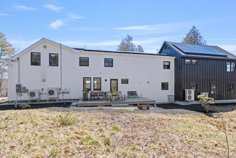 18 Greely Road Cumberland ME 04021