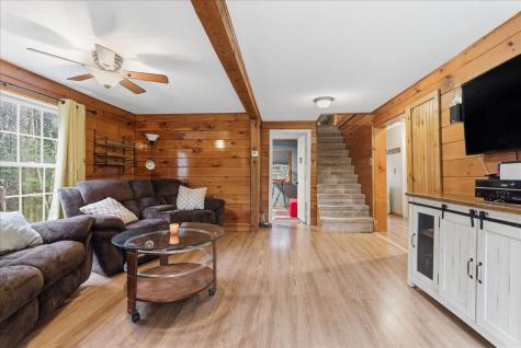 89 Hebron Road Buckfield ME 04220