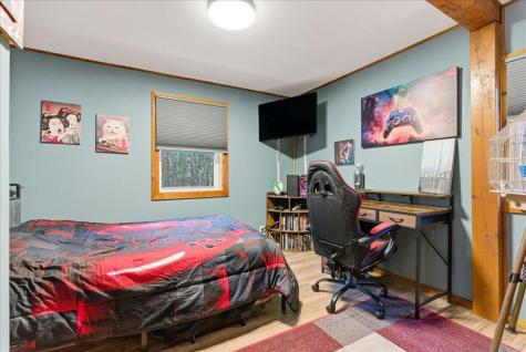 89 Hebron Road Buckfield ME 04220