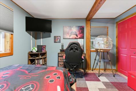 89 Hebron Road Buckfield ME 04220