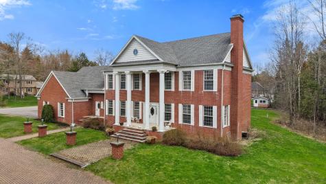 63 Fenton Way Bangor ME 04401