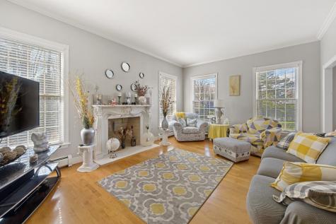 63 Fenton Way Bangor ME 04401