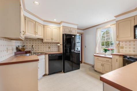 19 Bayberry Drive Eliot ME 03903