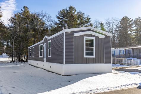 7 Nelligan Drive Holden ME 04429