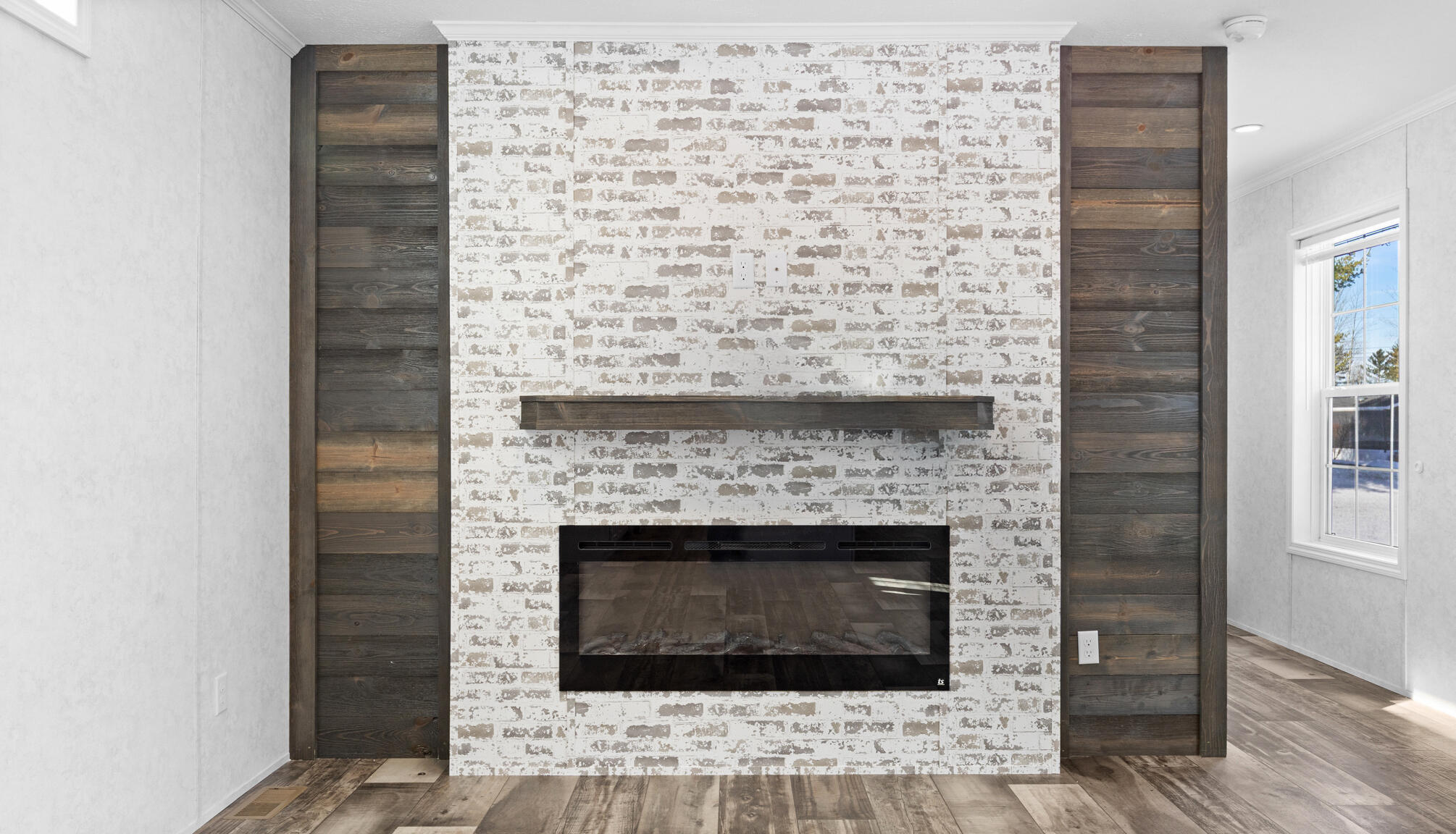 7 Nelligan Drive Holden ME 04429