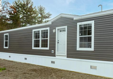 7 Nelligan Drive Holden ME 04429