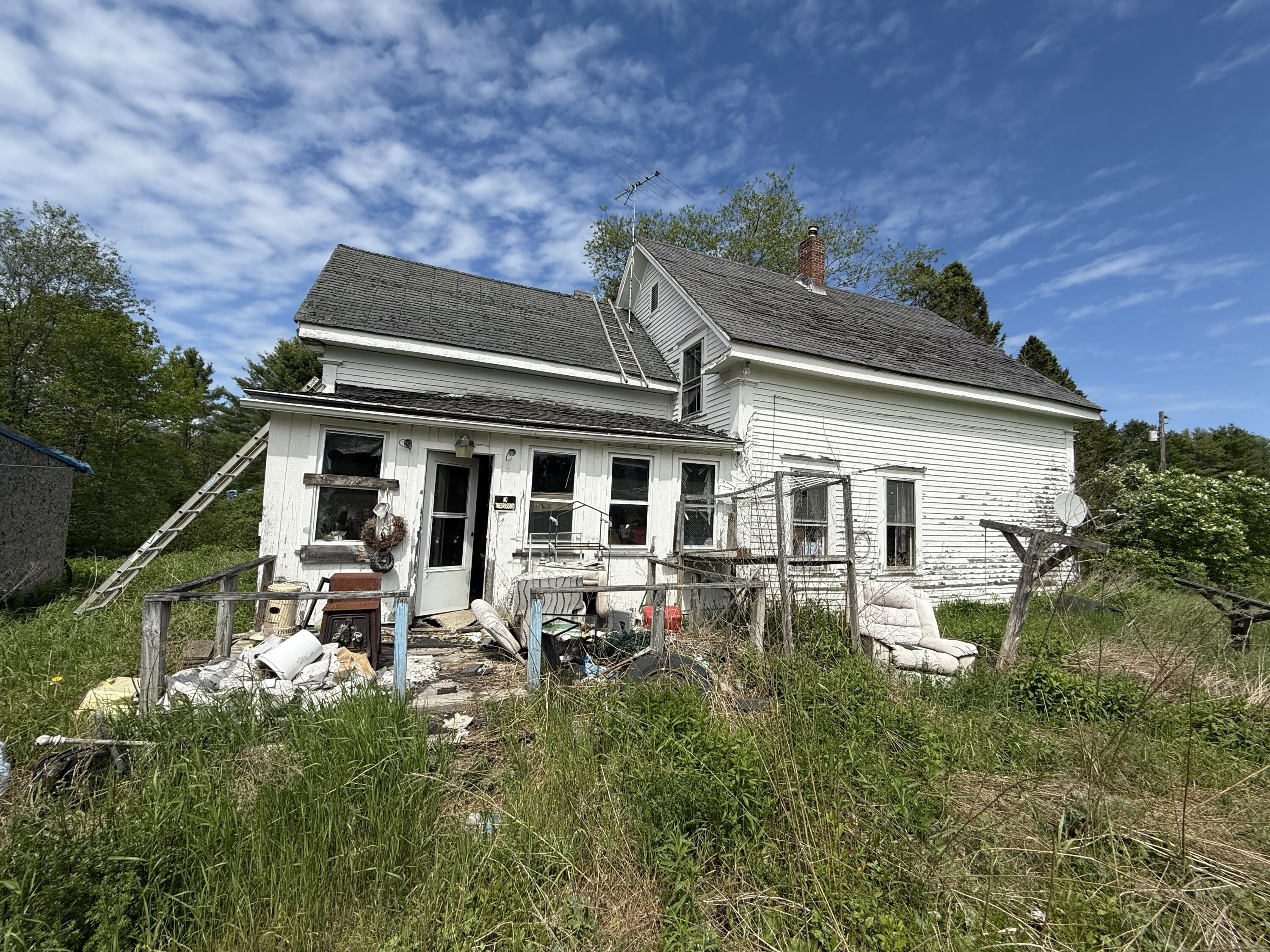 19 Schoolhouse Road Winterport ME 04496