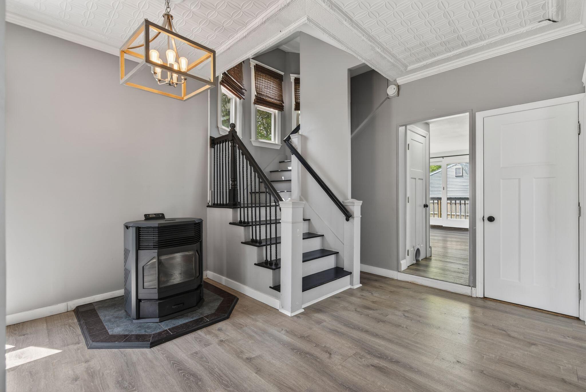923 Broadway South Portland ME 04106