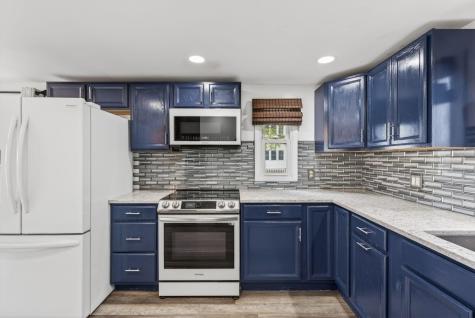 923 Broadway South Portland ME 04106
