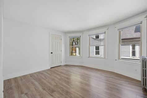 923 Broadway South Portland ME 04106