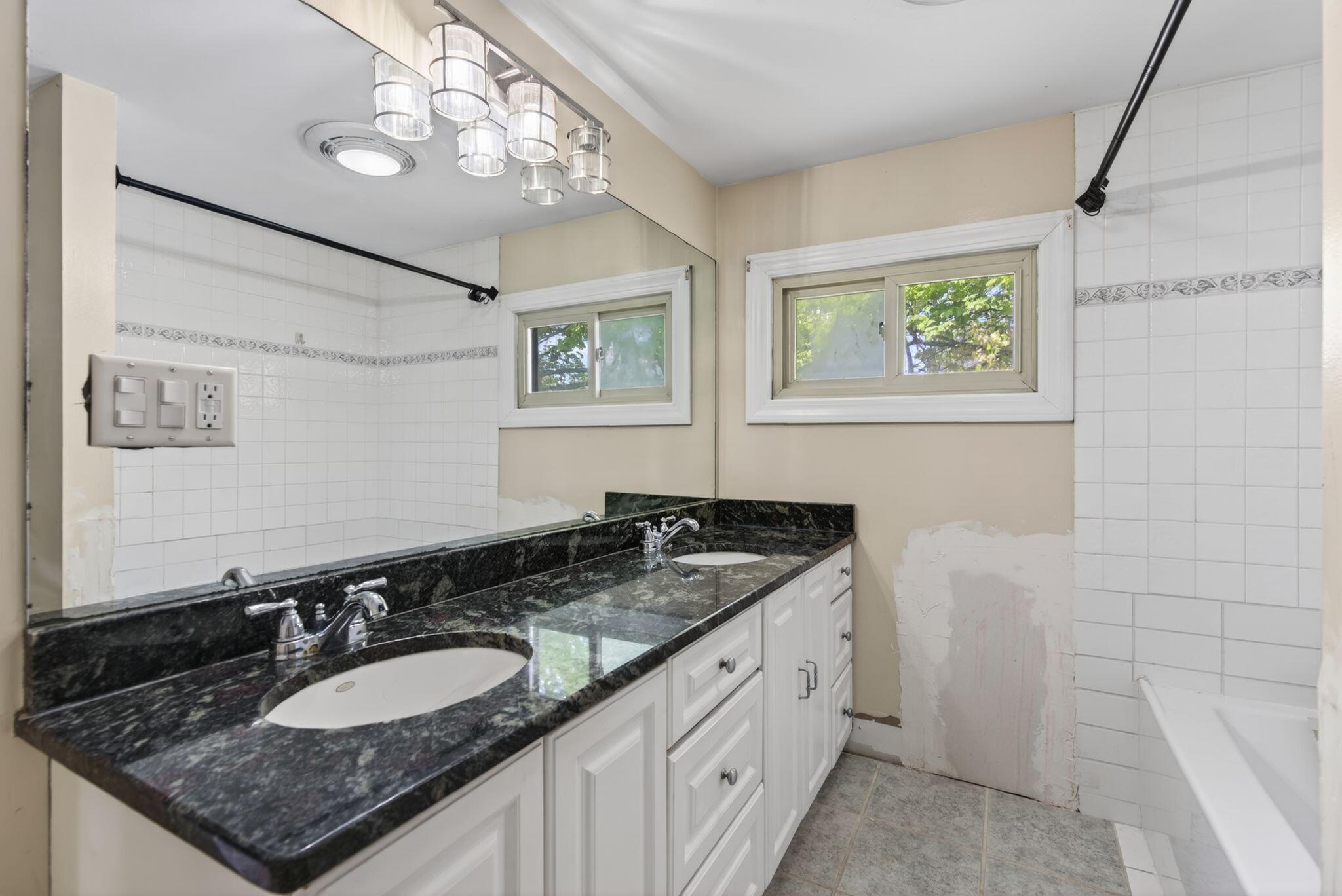 923 Broadway South Portland ME 04106
