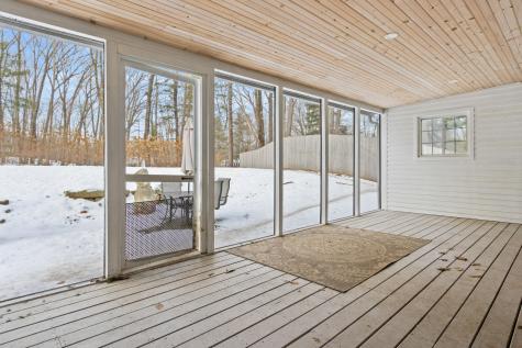 283 Spurwink Avenue Cape Elizabeth ME 04107