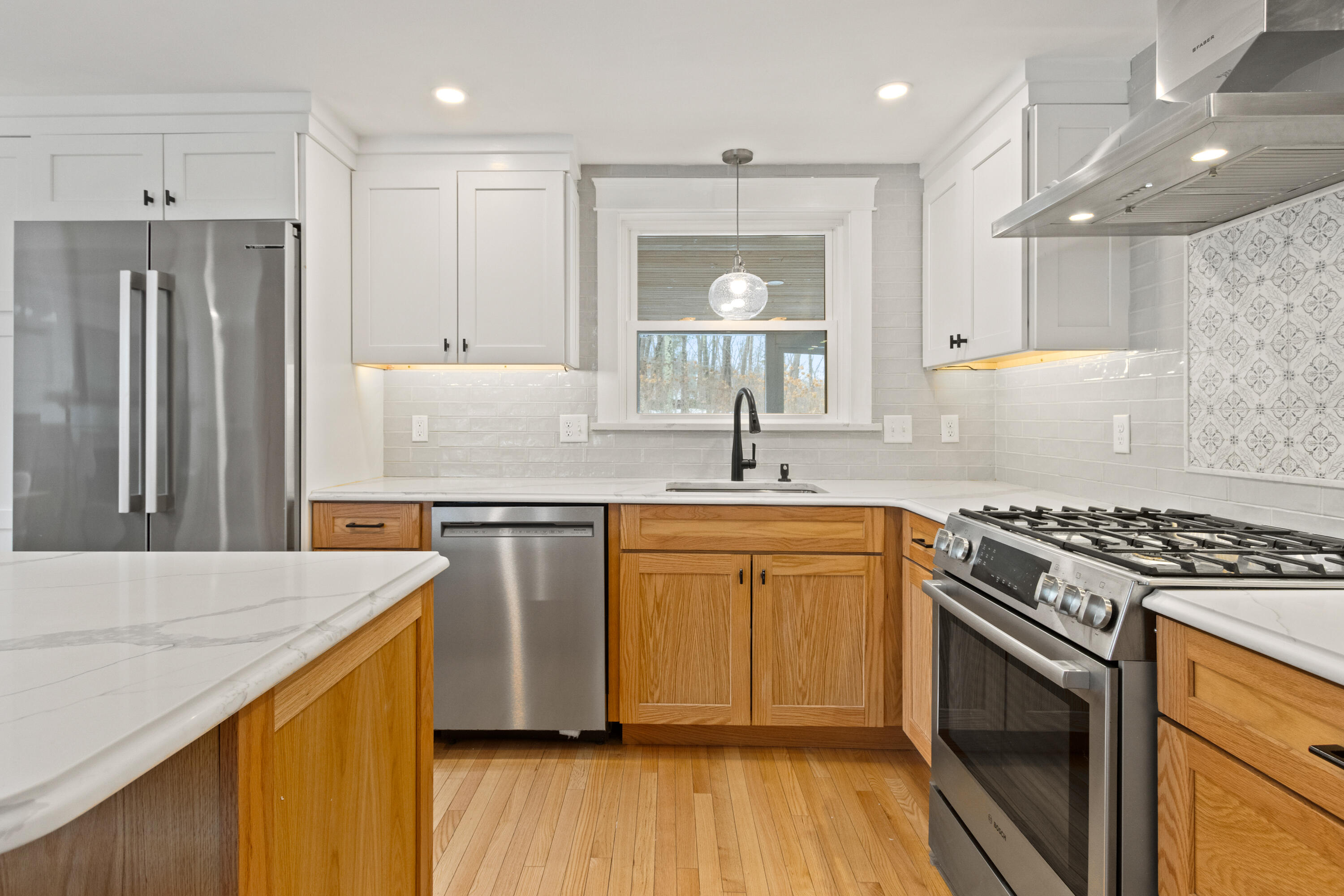 283 Spurwink Avenue Cape Elizabeth ME 04107