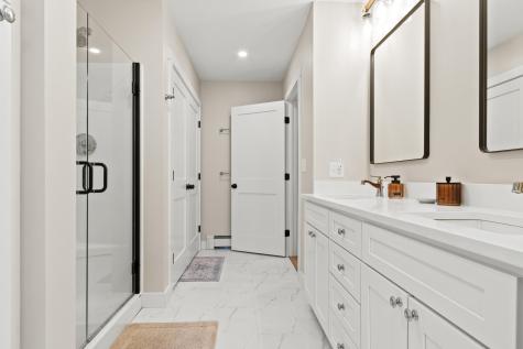 283 Spurwink Avenue Cape Elizabeth ME 04107