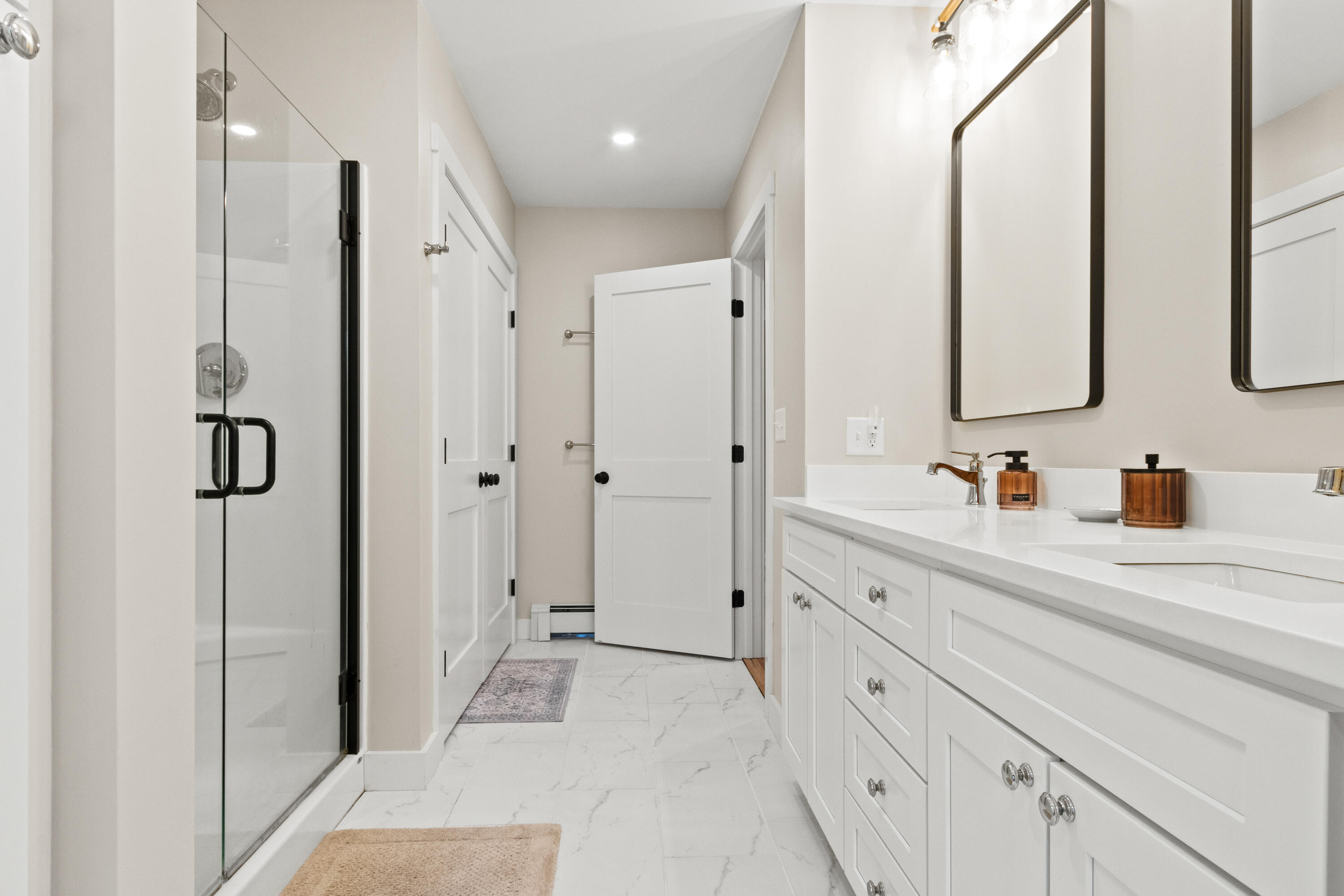 283 Spurwink Avenue Cape Elizabeth ME 04107