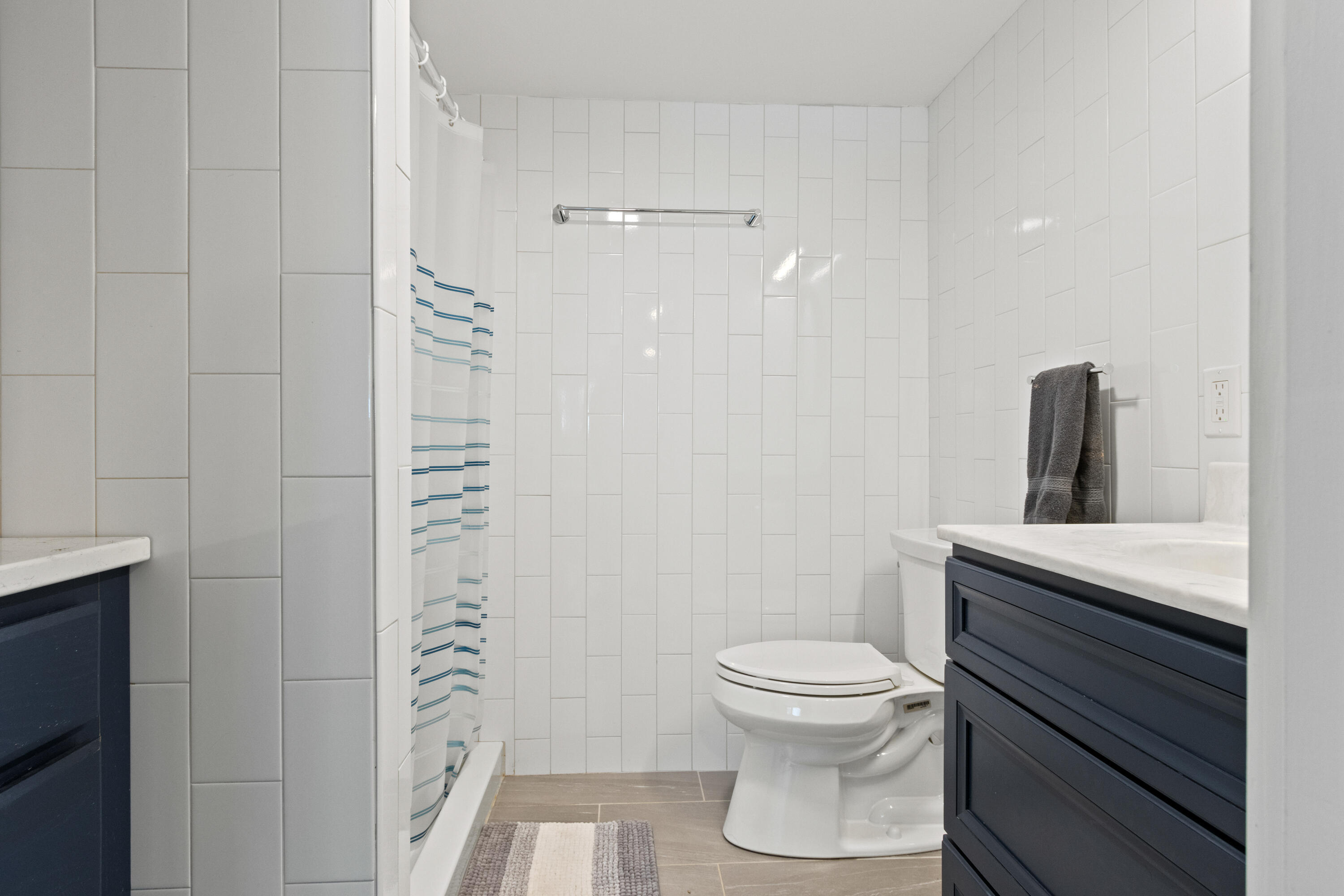 283 Spurwink Avenue Cape Elizabeth ME 04107