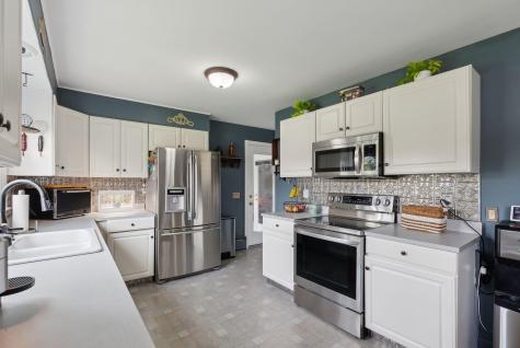 7 Howe Street Auburn ME 04210