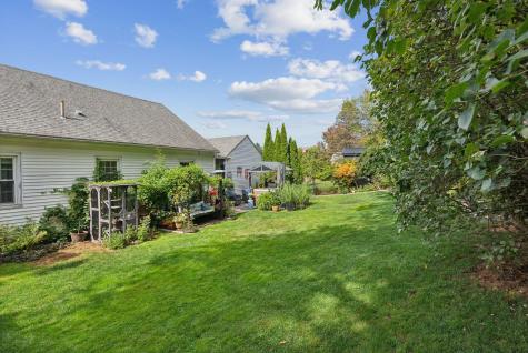 7 Howe Street Auburn ME 04210