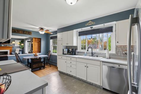 7 Howe Street Auburn ME 04210