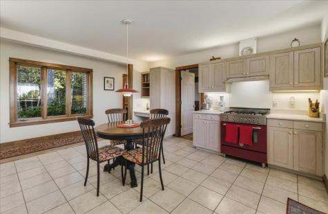 17 Weefs Way Sedgwick ME 04676