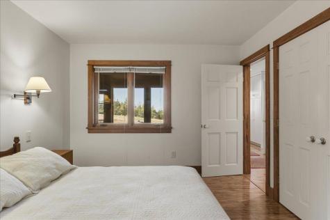 17 Weefs Way Sedgwick ME 04676