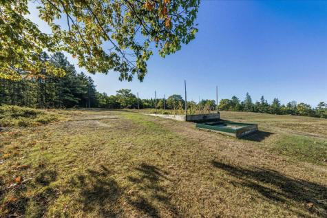 17 Weefs Way Sedgwick ME 04676