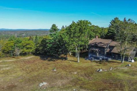 17 Weefs Way Sedgwick ME 04676