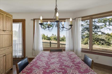 17 Weefs Way Sedgwick ME 04676