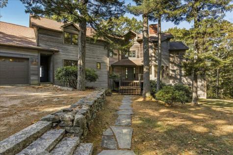 17 Weefs Way Sedgwick ME 04676