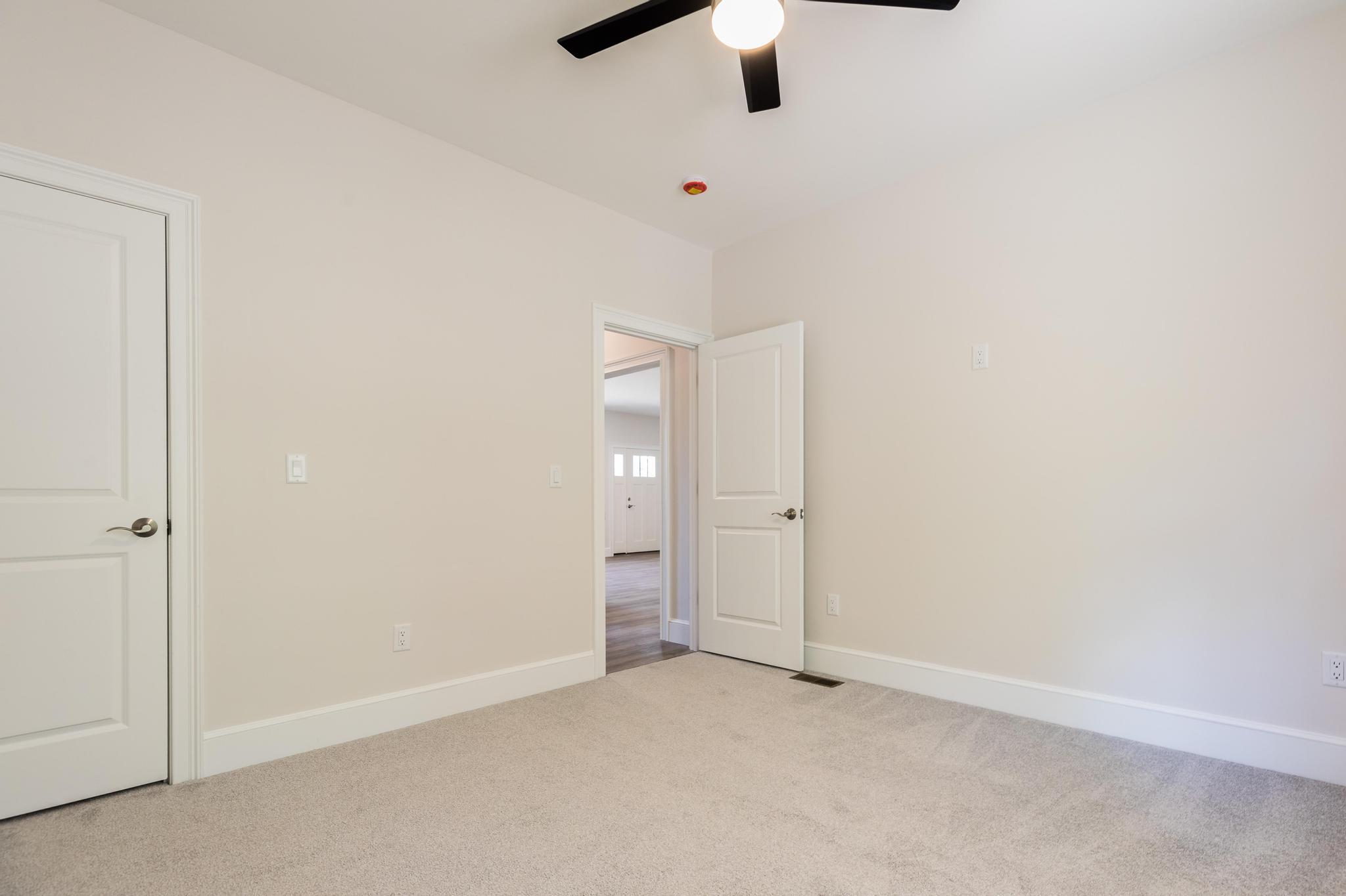 25 Tomahawk Lane Berwick ME 03901