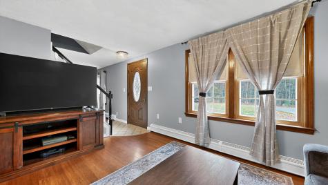 18 Oak Ridge Road Sanford ME 04073