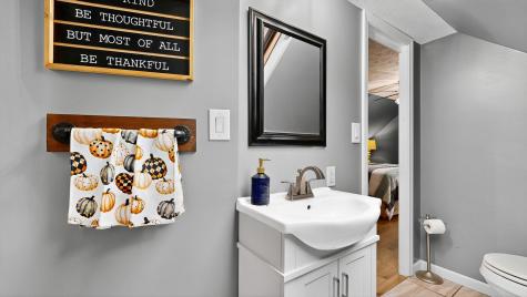 18 Oak Ridge Road Sanford ME 04073