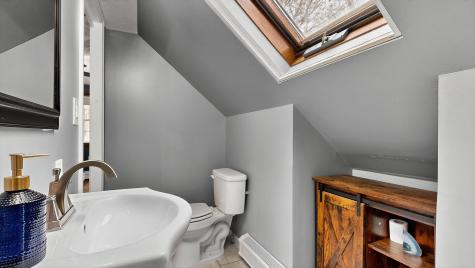 18 Oak Ridge Road Sanford ME 04073